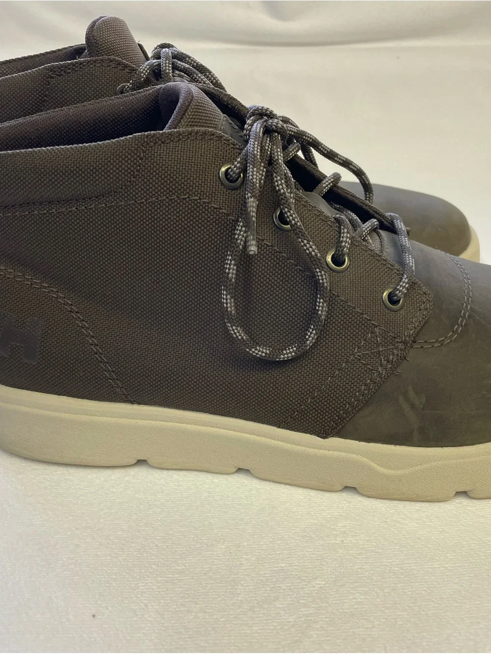 Helly Hansen Brown Chukka Boots with White Sole Leather